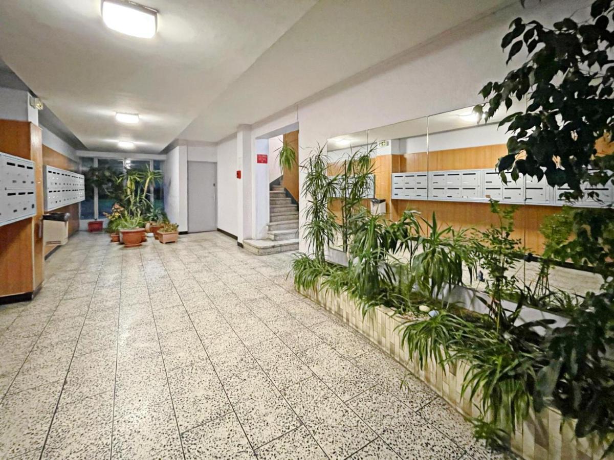 T2 Le Bien Etre Marseille 9Eme-Wifi-Netflix-Metro-Parking-Plage Экстерьер фото